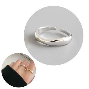 🎉3/$10 *S A L E*🎉Silver Delicate Ring Size Medium (US 6/7)